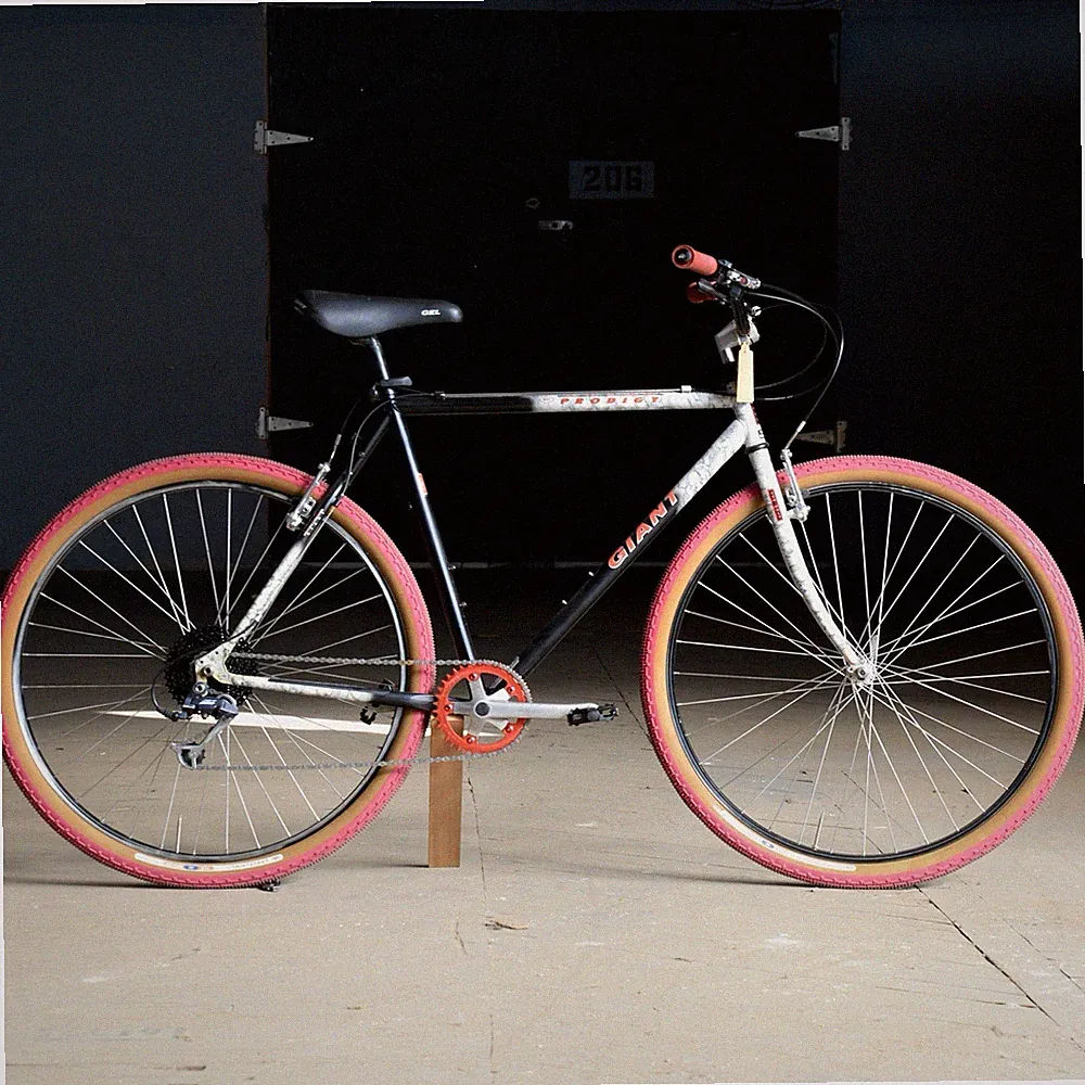 1990s Giant Prodigy All Terrain Fitness Bike