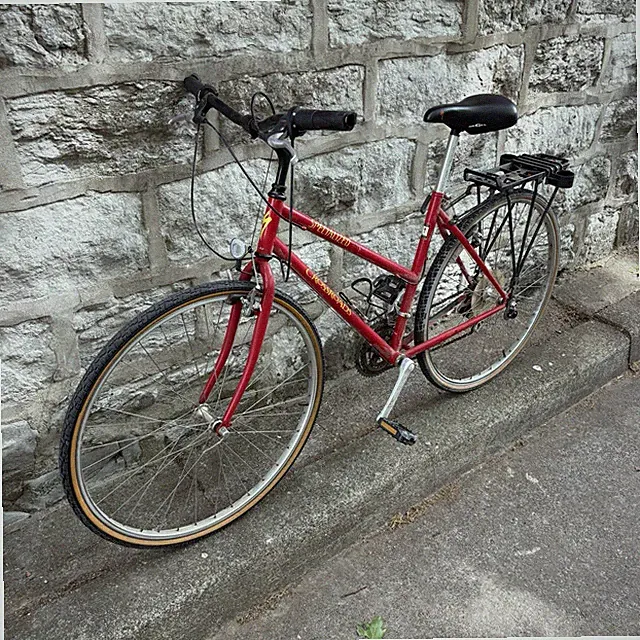 Specialized Crossroads Hybrid Bike Vintage 90s Red Chromoly Steel Frame 21-Speed